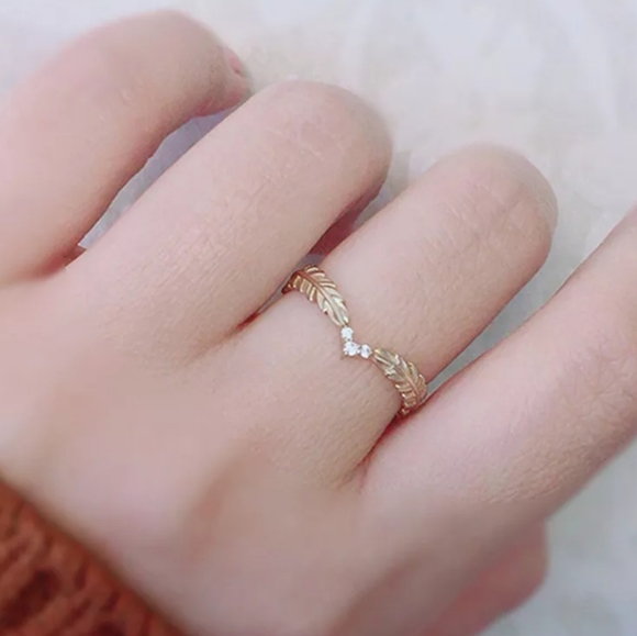 🍒NEW🍒 GOLD PLATED GREEK RING - Picture 3 of 6